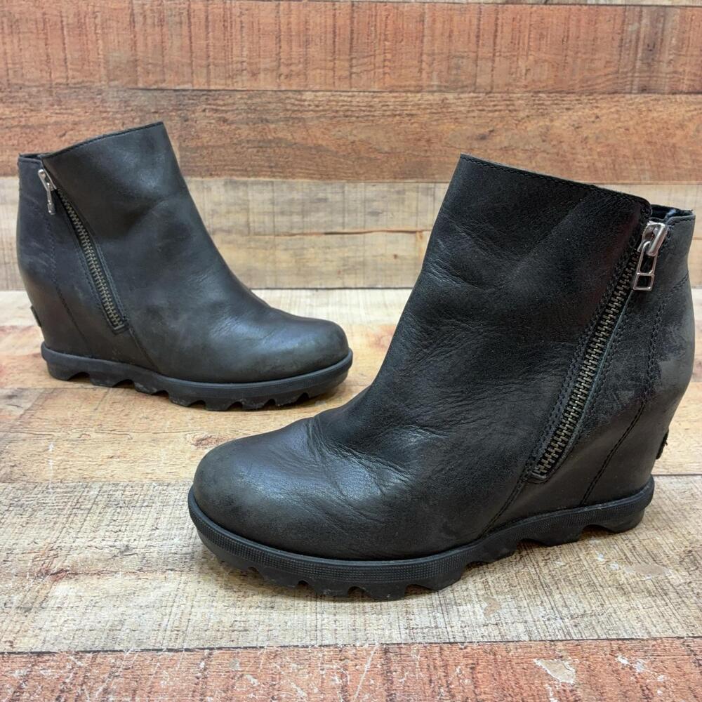 Sorel Boots Womens Size 7 38 Black Leather Ankle Wedge Zip Winter NL3564-010